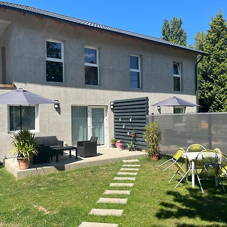 Marton Apartman Balatonszárszó Екстериор снимка